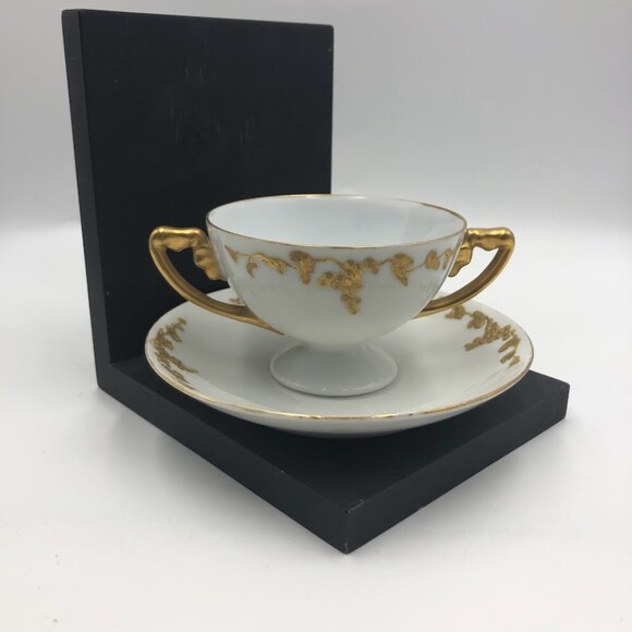 Vintage Rosenthale Tea Cup and Saucer Set Bavaria Two Handles Gold Trim - Picture 5 of 14